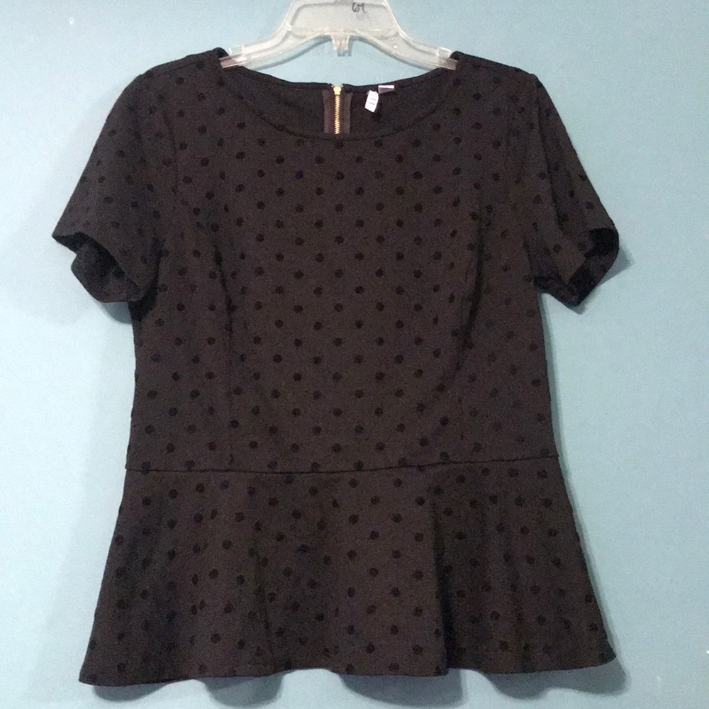 🛍ELLE All in Black Polk-a-Dot Peplum Top